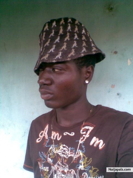  - click for next photo