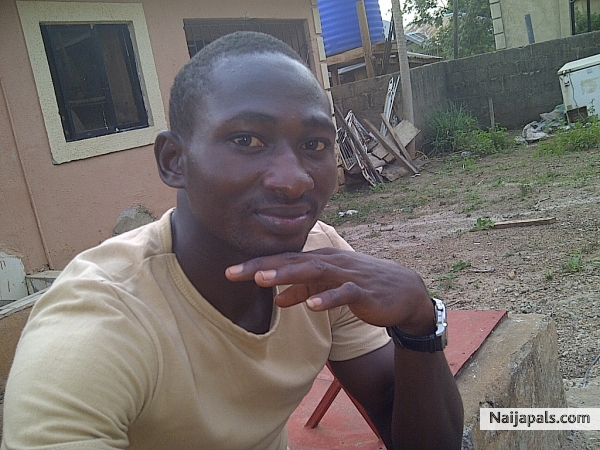 D̶̲̥̅̊A̶̲̅τ̲̅ just me - click for next photo
