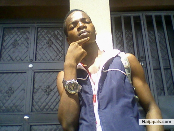 am cool and caring loving and cool - click for next photo