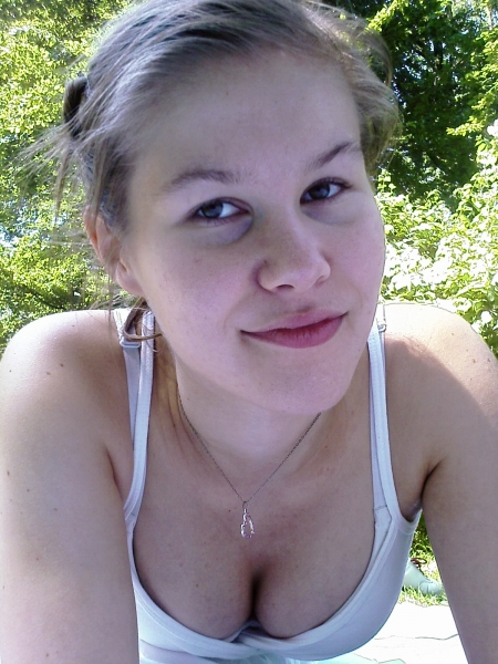  - click for next photo