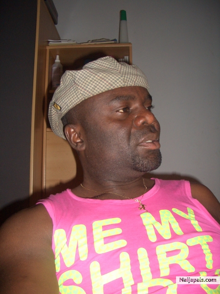  - click for next photo