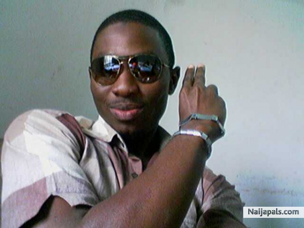 AM HOT..DONT KNOW ABOUT YOU - click for next photo