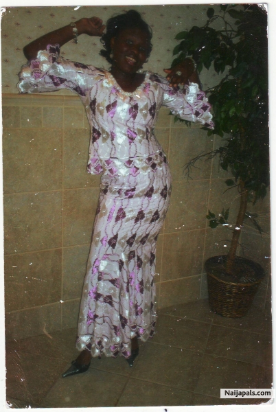  - click for next photo