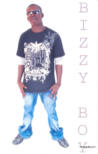 bizzyboy - click for next photo