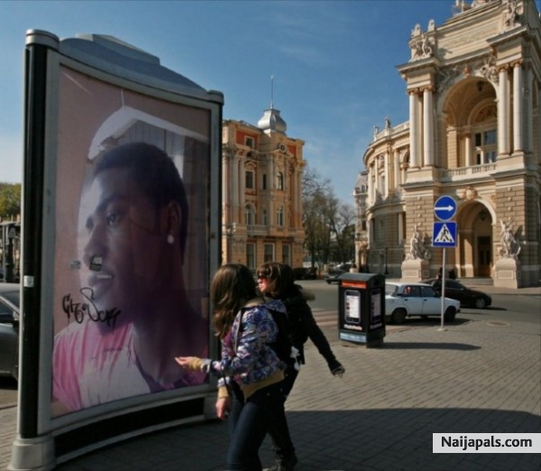  - click for next photo