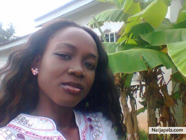 hittn de streets of Accra... - click for next photo