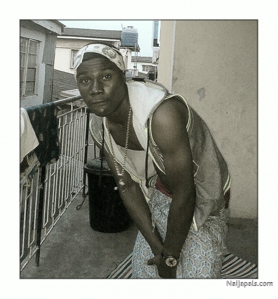  - click for next photo