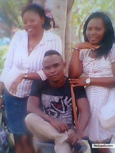Me nd frnds - click for next photo