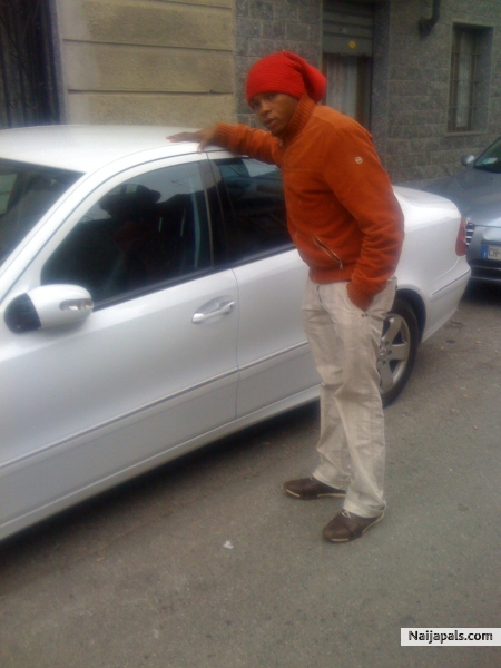  - click for next photo