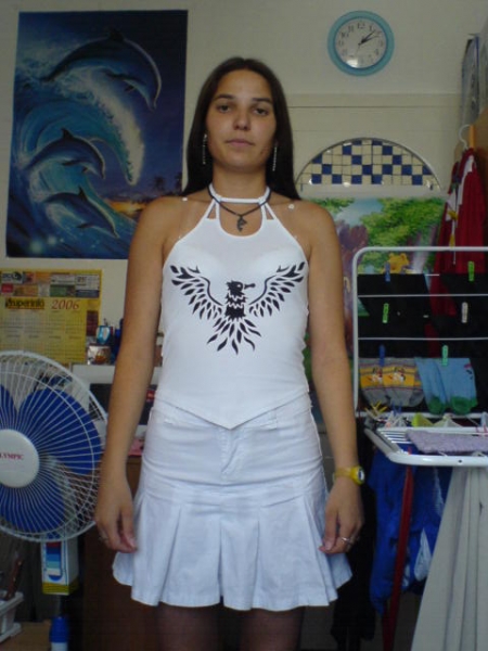  - click for next photo