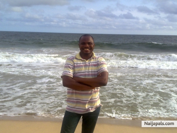 Lekki Beach - click for next photo