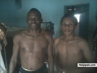 Ray ndTega hanging out in Niamey - click for next photo
