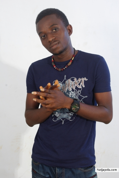 LovErBoI noni - click for next photo