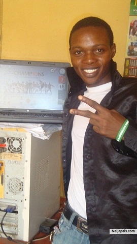 mee - click for next photo