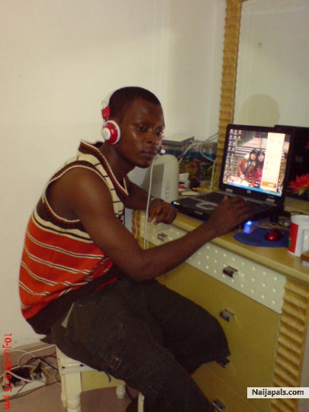  - click for next photo