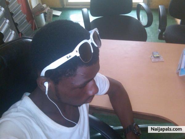 Noni - click for next photo