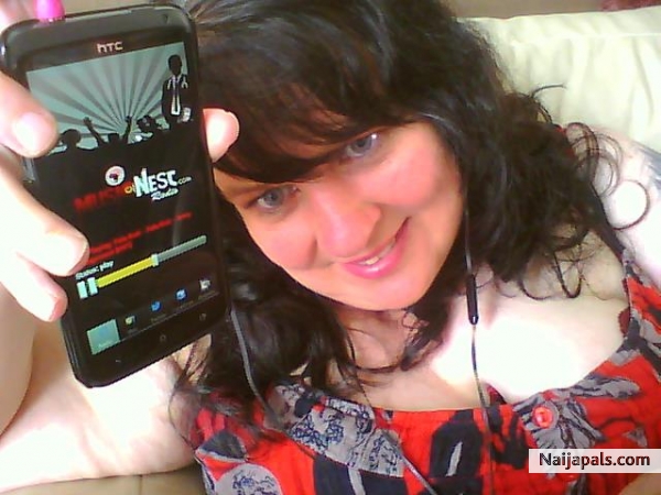 http://musicnestradio.com/ - click for next photo