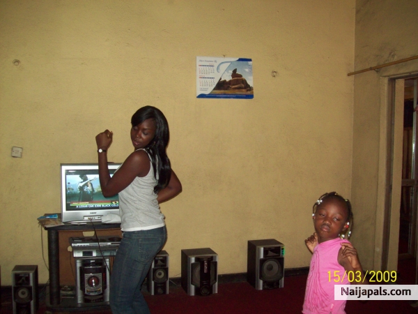 a typical unserious collabo moment with cousins - click for next photo