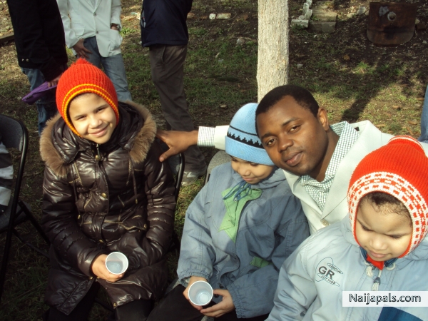  - click for next photo
