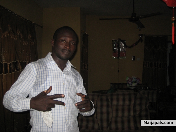  - click for next photo