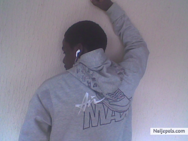  - click for next photo