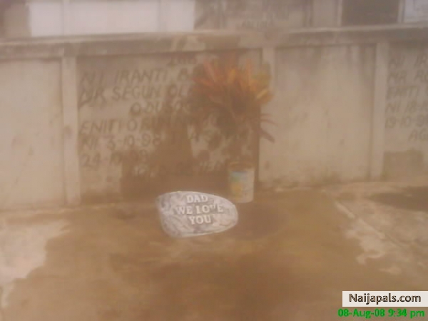 MY DADDYS BURIAL GROUND - click for next photo