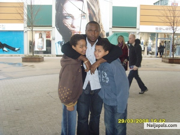 ME AND MY AWESOME COUSINES - click for next photo