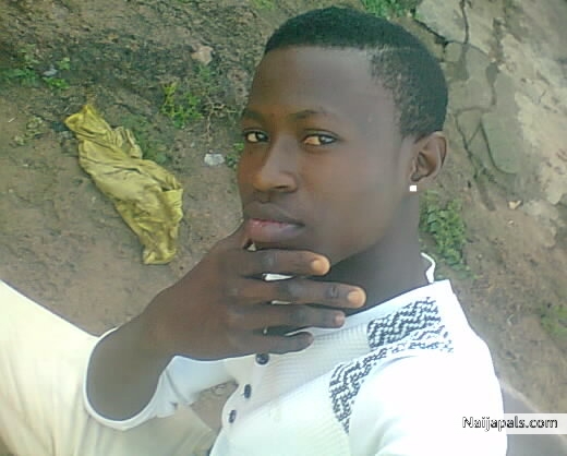  - click for next photo