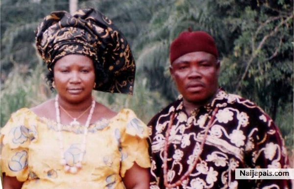 mum&dad - click for next photo