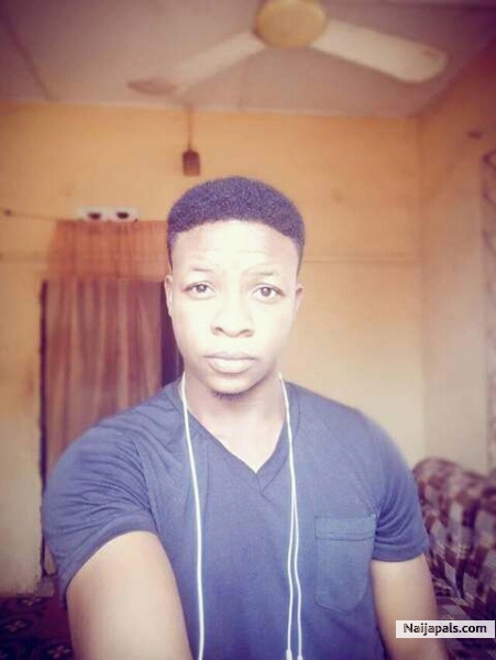 Oluwa Eben - click for next photo