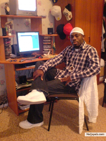  - click for next photo