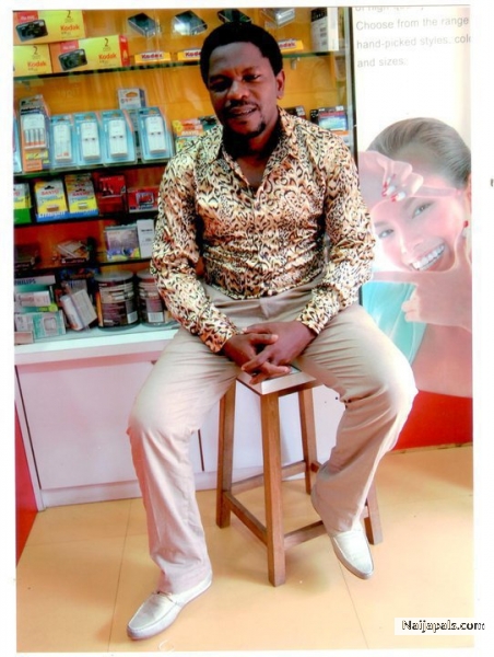  - click for next photo