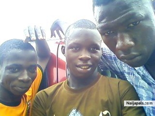  - click for next photo