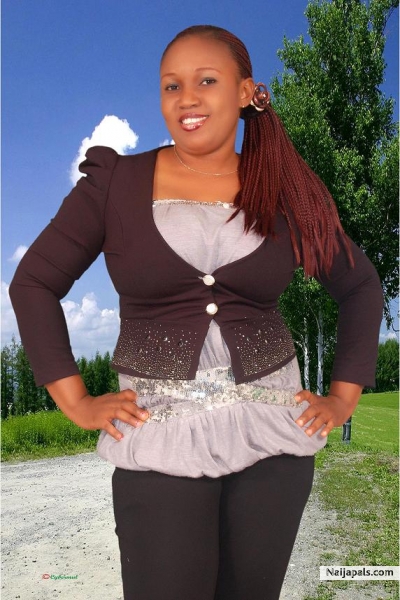 vicky - click for next photo