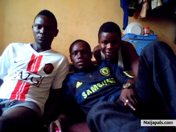  - click for next photo
