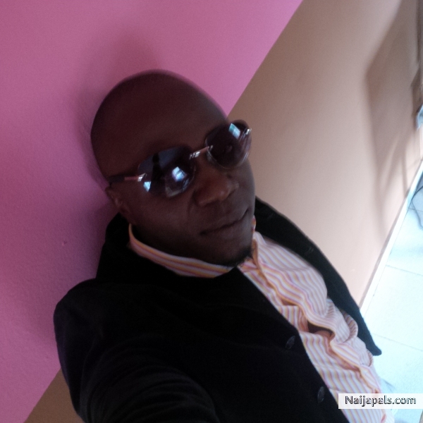 Me, myself & i - click for next photo