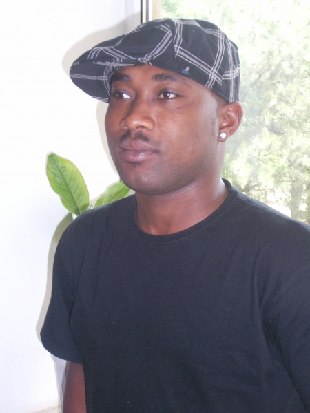  - click for next photo