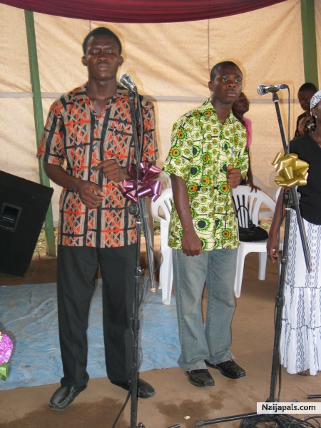 God be Praised - click for next photo