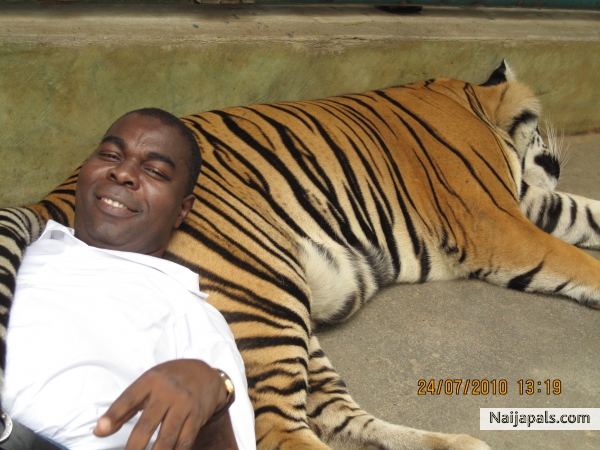 The tiger and me... - click for next photo