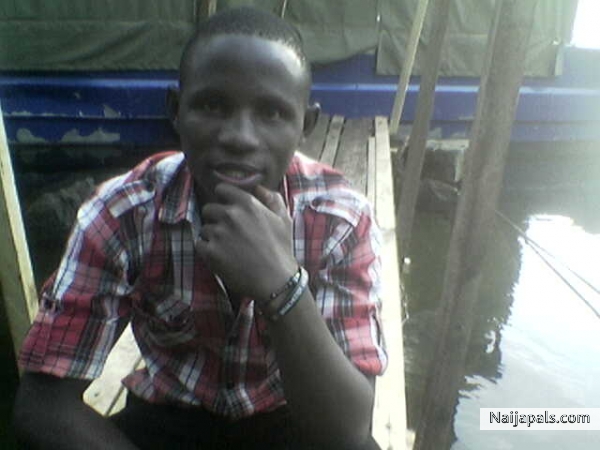  - click for next photo