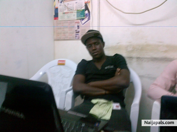  - click for next photo