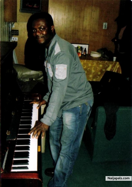 I enjoy playing my piano - click for next photo