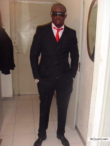 - click for next photo