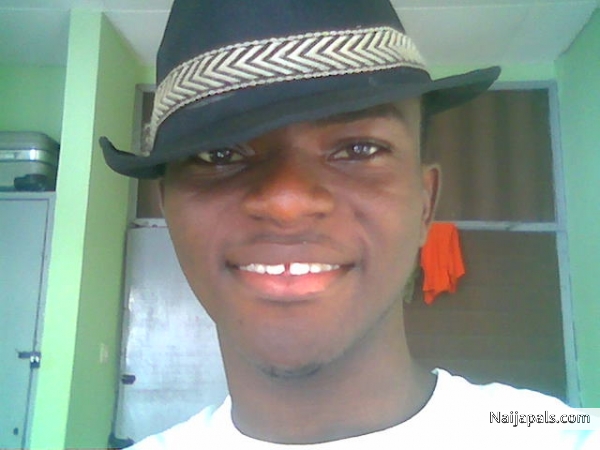  - click for next photo