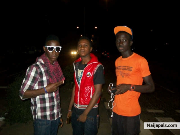 TKROOS ND HOMMIES! - click for next photo