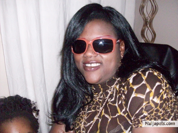 queeniguma - click for next photo