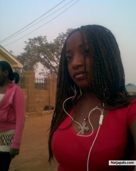  - click for next photo