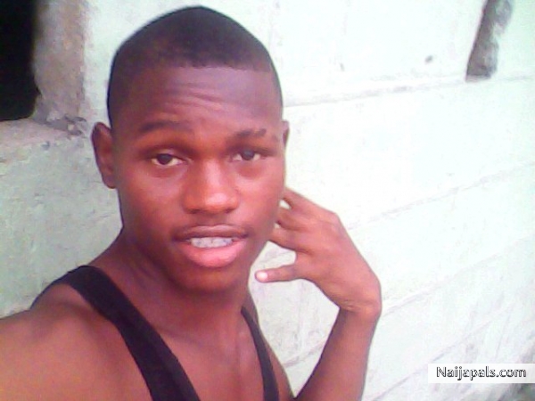  - click for next photo