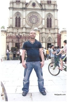  - click for next photo