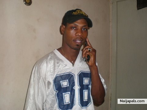 fine boy looking sexy - click for next photo